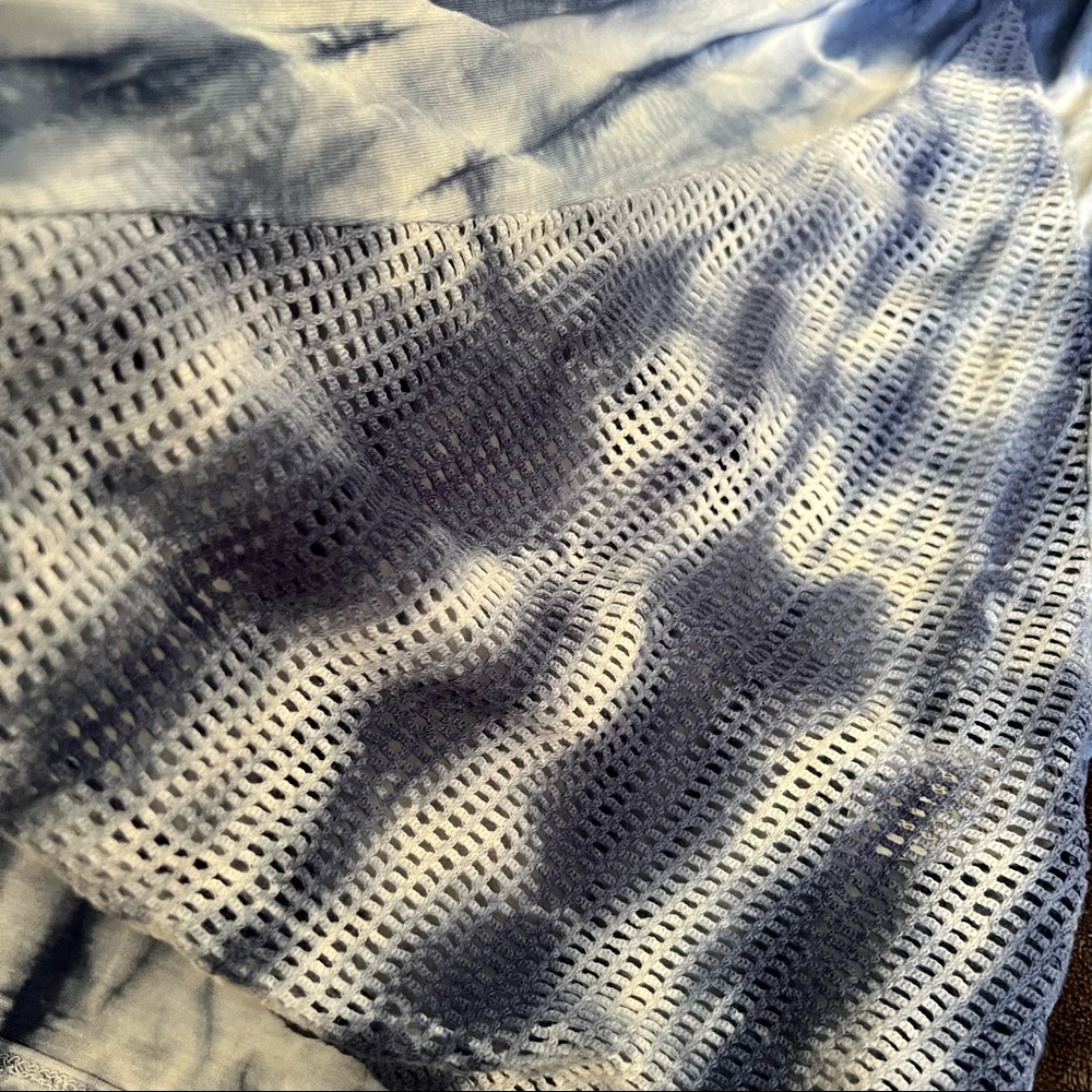 Chatoyant tie dye top size L - Picture 5 of 7
